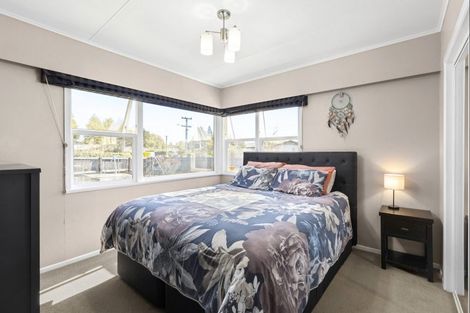 Photo of property in 70 Mears Road, St Andrews, Hamilton, 3200