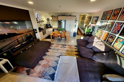 Photo of property in 4/281 Maunganui Road, Mount Maunganui, 3116