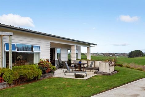 Photo of property in 242b Turuturu Road, Hawera, 4674