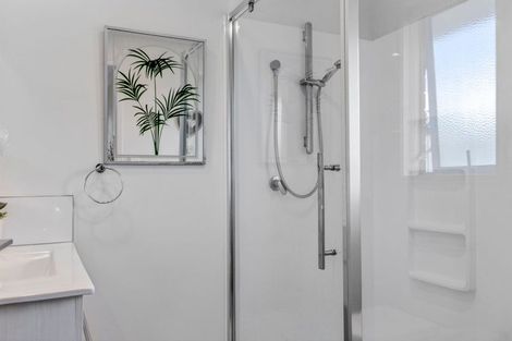 Photo of property in 12 Oceana Drive, Welcome Bay, Tauranga, 3175