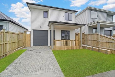 Photo of property in 27 Woven Place, Karaka, 2113