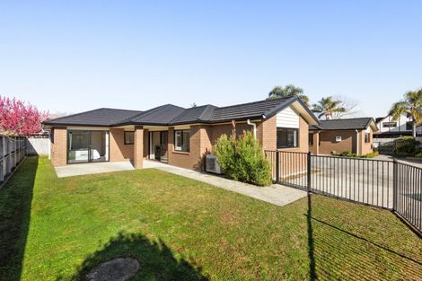 Photo of property in 63u5 Knighton Road, Hillcrest, Hamilton, 3216