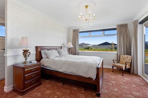 Photo of property in 2/2 Loe Place, Amberley, 7410
