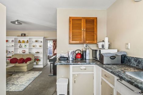 Photo of property in 2/33 Somerset Crescent, Spreydon, Christchurch, 8024