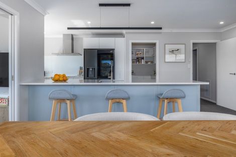 Photo of property in 6 Stunsail Lane, Whitby, Porirua, 5024