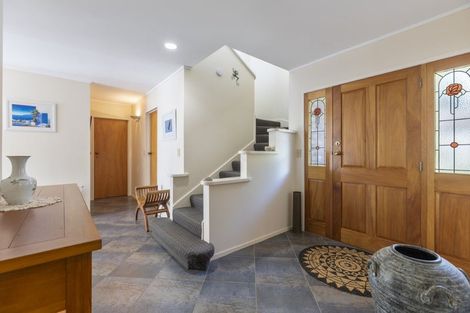 Photo of property in 60 Veale Road, Ridgewood, New Plymouth, 4371