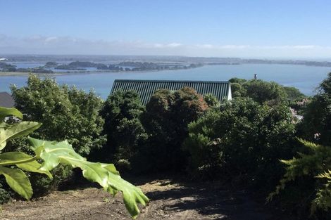 Photo of property in 6 Westmere Lane, Mount Pleasant, Christchurch, 8081