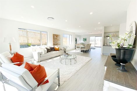 Photo of property in 155 Godfrey Drive, Orewa, 0931