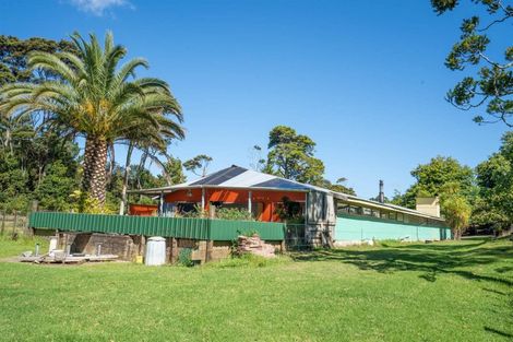 Photo of property in 413 Henderson Valley Road, Henderson Valley, Auckland, 0612