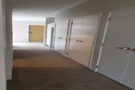 Photo of property in 25 Pukewhero Rise, Westgate, Auckland, 0614