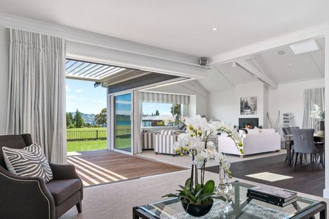 Photo of property in 1 Taumata Rise, Acacia Bay, 3385