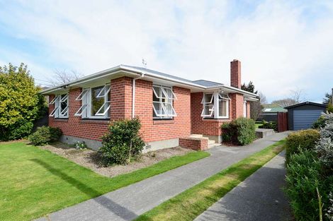 Photo of property in 21 Larch Place, Casebrook, Christchurch, 8051