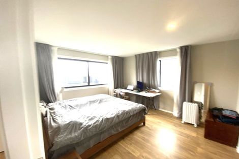 Photo of property in 8 Waitai Lane, Newlands, Wellington, 6037