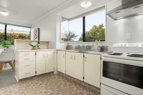 Photo of property in 5 Rigter Place, Enderley, Hamilton, 3214