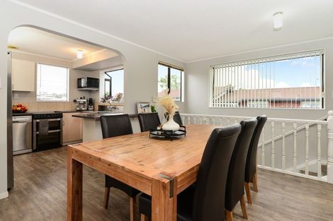 Photo of property in 23 Lachlan Drive, Dinsdale, Hamilton, 3204