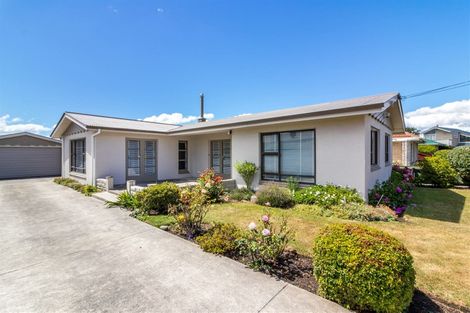 Photo of property in 37 Colwyn Street, Bryndwr, Christchurch, 8053
