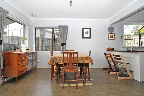 Photo of property in 8a Walbrook Road, Manly, Whangaparaoa, 0930