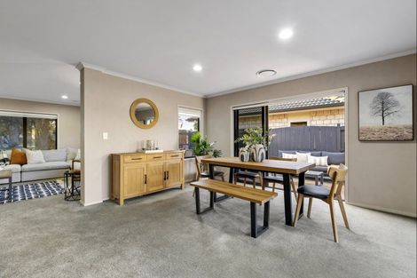 Photo of property in 33 Saint Heliers Place, Papamoa Beach, Papamoa, 3118