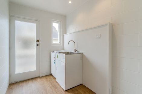 Photo of property in 1/128 London Street, Dunedin Central, Dunedin, 9016