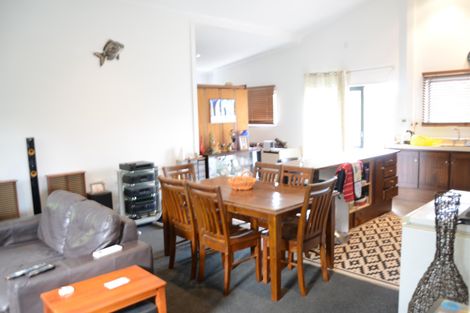 Photo of property in 28 Johnson Street, Tuakau, 2121