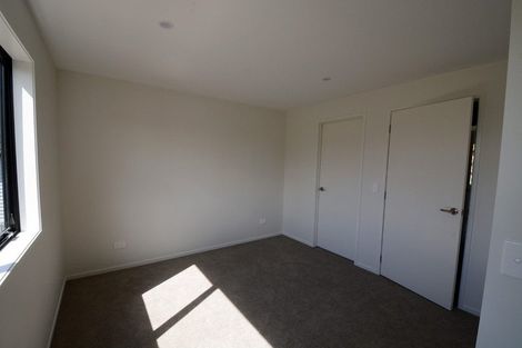 Photo of property in 4/66 Neil Avenue, Te Atatu Peninsula, Auckland, 0610