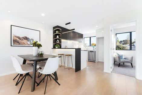 Photo of property in 11a Bowman Road, Forrest Hill, Auckland, 0620