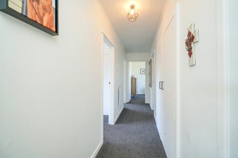 Photo of property in 6 Oteramika Road, Rockdale, Invercargill, 9812
