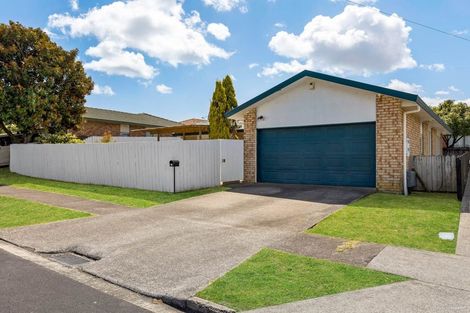 Photo of property in 4 Mckittrick Avenue, Flat Bush, Auckland, 2019