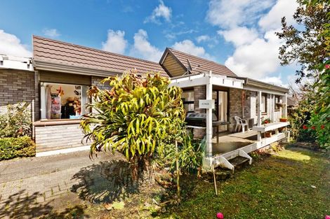 Photo of property in 31 Glucina Avenue, West Harbour, Auckland, 0618