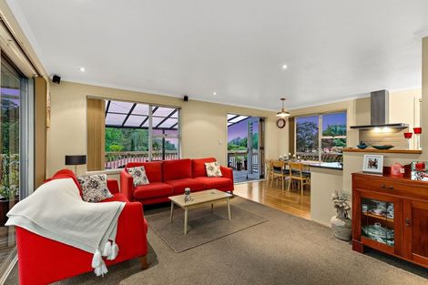 Photo of property in 3 Lowtherhurst Road, Massey, Auckland, 0614