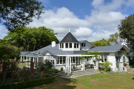Photo of property in 60 Barton Road, Heretaunga, Upper Hutt, 5018
