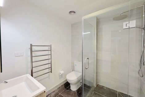 Photo of property in 305/1 Buscomb Avenue, Henderson, Auckland, 0610