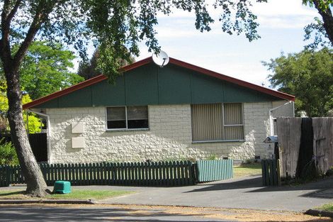 Photo of property in 8 Betula Place, Parklands, Christchurch, 8083