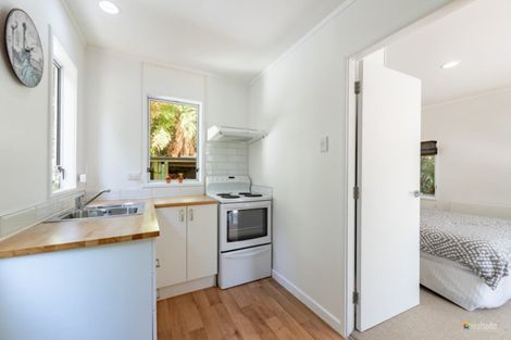 Photo of property in 15 Elmslie Road, Pinehaven, Upper Hutt, 5019