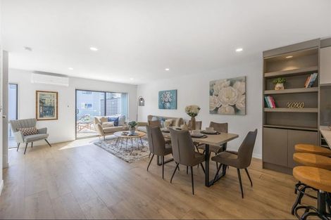 Photo of property in 16 Meritage Lane, Te Atatu South, Auckland, 0610