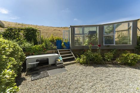 Photo of property in 105 Mcarthur Road, Springvale, Alexandra, 9391