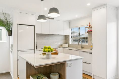 Photo of property in 83c Hill Street, Thorndon, Wellington, 6011