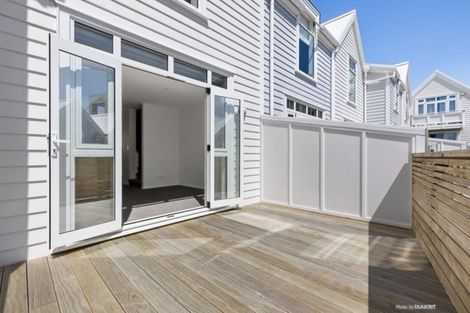 Photo of property in Pirie Street Townhouses, 31/35u Pirie Street, Mount Victoria, Wellington, 6011
