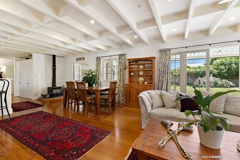 Photo of property in 17a Jellicoe Street, Greytown, 5712