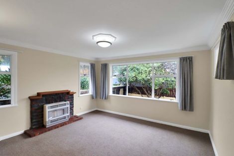 Photo of property in 39 Birdwood Road, Waterloo, Lower Hutt, 5011
