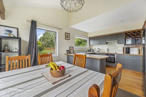Photo of property in 1 Waitawa Place, Lynmore, Rotorua, 3010