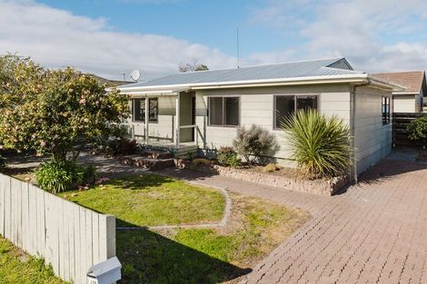 Photo of property in 42a Mcleavey Drive, Kelvin Grove, Palmerston North, 4414