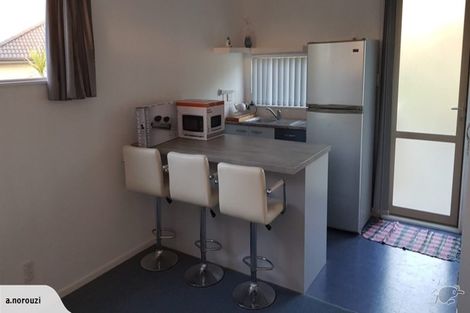 Photo of property in 17 Meteor Place, Schnapper Rock, Auckland, 0632