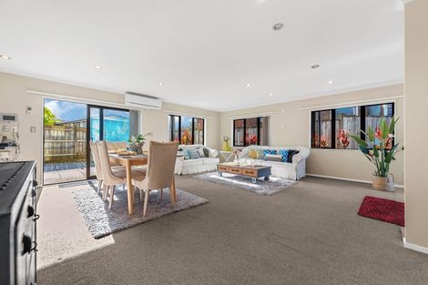 Photo of property in 8b Lansdown Avenue, Papatoetoe, Auckland, 2025