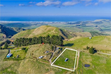 Photo of property in 668b Old Hill Road, Porangahau, 4291