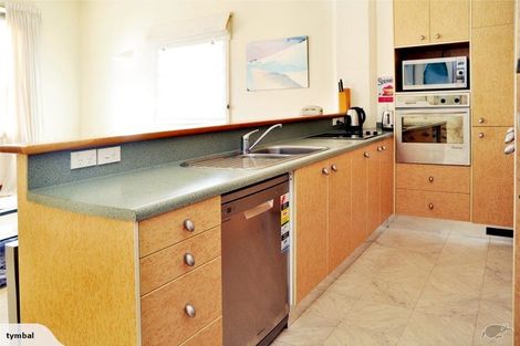 Photo of property in 37u5 Majoribanks Street, Mount Victoria, Wellington, 6011