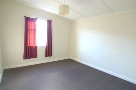 Photo of property in 22 Tamar Street, Island Bay, Wellington, 6023
