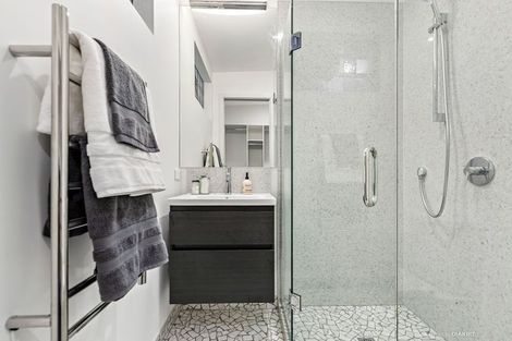 Photo of property in 10b Crieff Street, Northland, Wellington, 6012