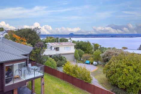 Photo of property in 761 Acacia Bay Road, Acacia Bay, Taupo, 3330