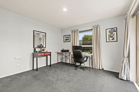 Photo of property in 14 Hussey Road, Harewood, Christchurch, 8051